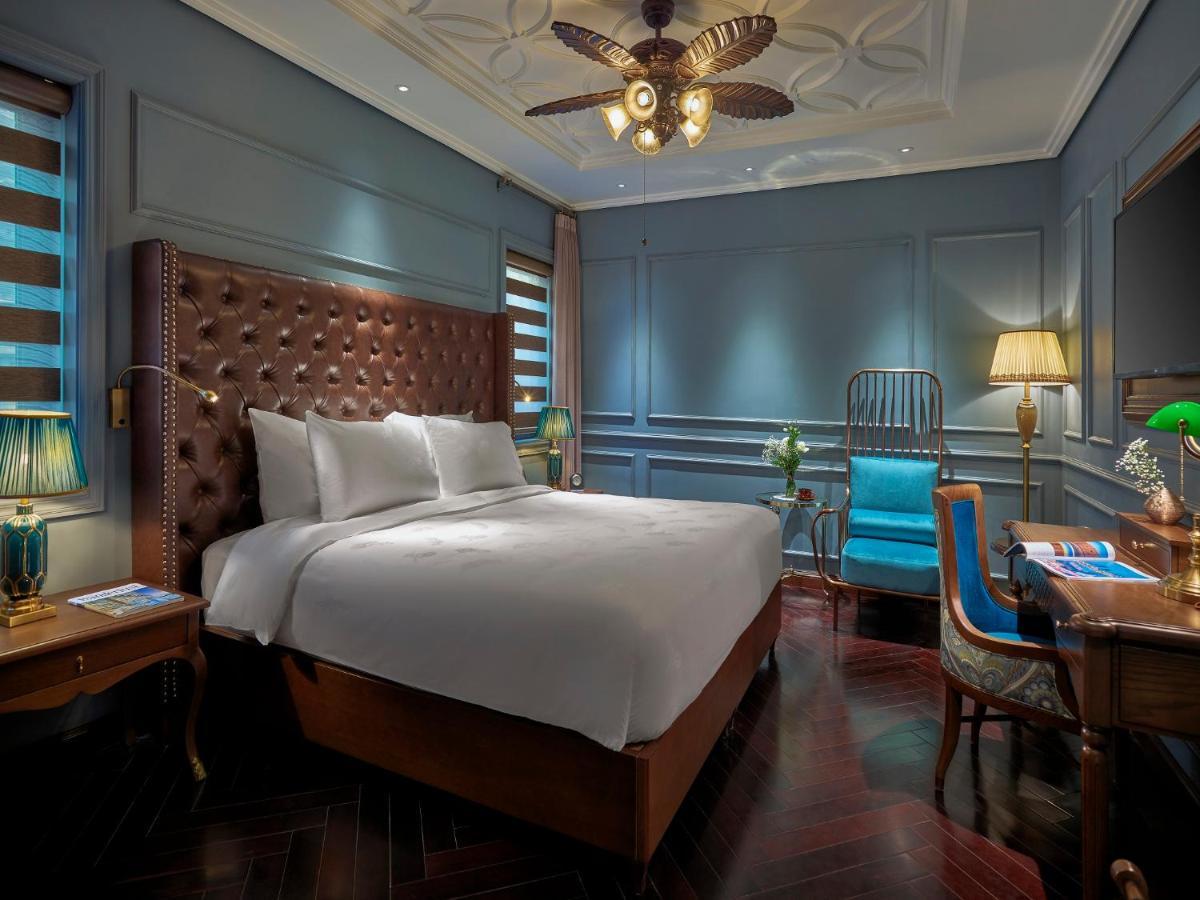 Chic Deluxe Room